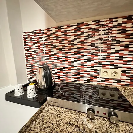 A Happy Morning Apartment